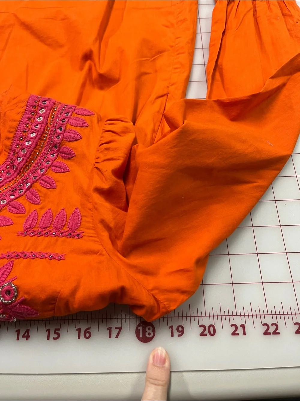 TORY BURCH Resort Pink Embroidered Orange Mirror Accents L. SLV Tunic 8  